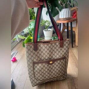 Authentic Vintage 1980s Gucci Sherry Shoulder Tote Bag